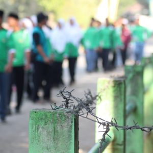 Kegiatan jalan sehat Pondok Pesantren Al-Islam.