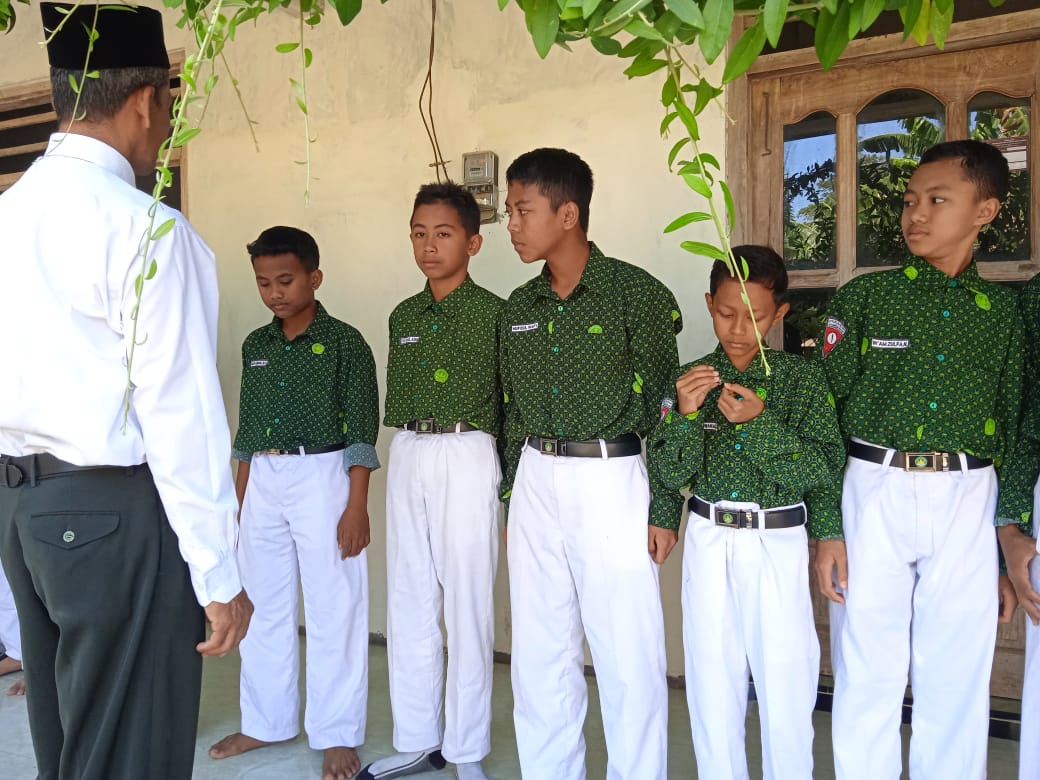 Penertiban Rutin Para Santri Menciptakan Budaya Berakhlak